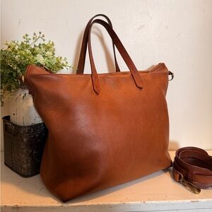 MadeWell Brown Thick Leather Zip Closure Satchel Shoulder Bag Purse vintage